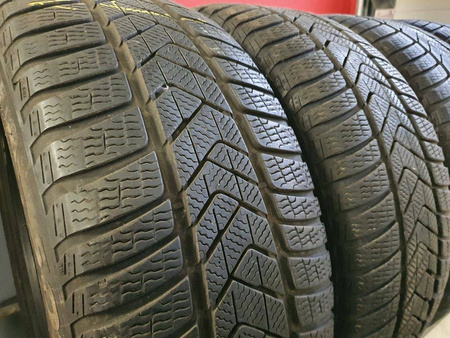 245/40R19 Pirelli Sottozero 3 XL komplet opon zima 7,0mm nr9364