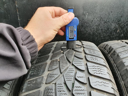 205/60R16 Dunlop Sp Winter Sport 3D komplet opon zima 5,5mm nr6779