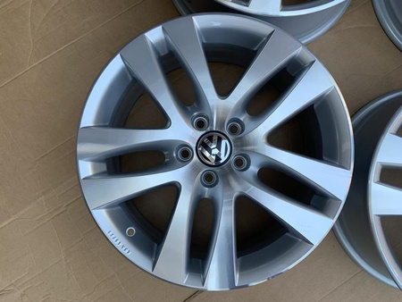 5N0 Oryginał Nowe Felgi 18 5x112 Vw Tiguan Passat Audi Q3 Skoda Kodiaq nr835