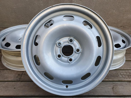 Felgi stalowe 15cali Vw Polo Audi A1 Skoda Rapid Seat ibiza 5x100