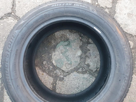 225/55R17 Bridgestone Blizzak Lm001 RSC komplet opon zima 7,0mm 7584