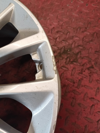 Oryginalna felga 17cali BMW E45 E40 Seria 1, 2 6856084