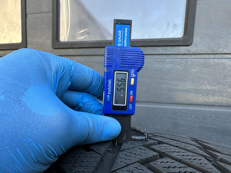 255/40R19 Continental WinterContact komplet opon zima 5,5mm nr9484