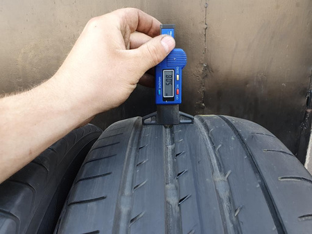 225/45R17 Yokohama Advan Sport V105 para opon lato 5mm nr7702