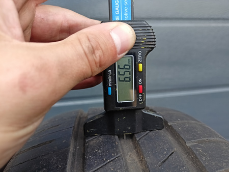 185/55R15 Goodyear Efficient Grip para opon lato 6,5mm nr5664