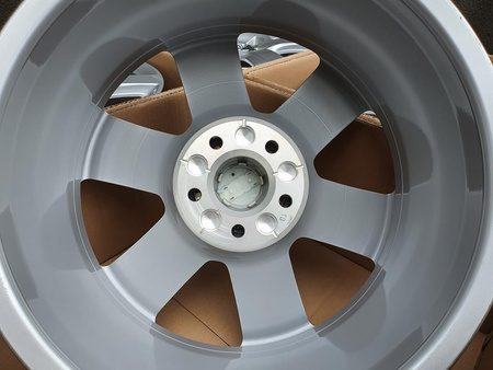 Oryginał Felga 17cali 4G8601025H Audi A4 B9 S4 B8 RS4 A6 C7
