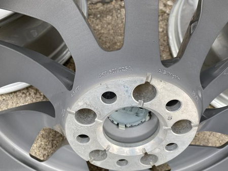 4K8 Oryginalne Felgi aluminiowe 18cali Audi A7 C7 C8 5x112 ET26