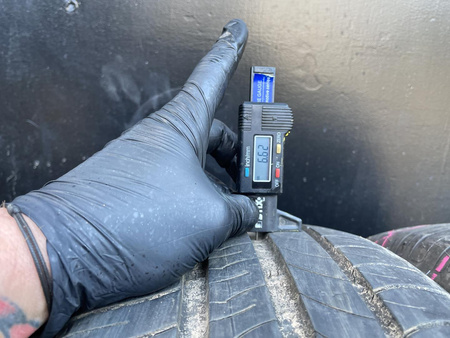 215/60R16 Michelin Energy Saver para opon lato 6,6mm nr6246