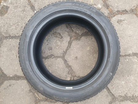225/50R18 Pirelli Sottozero 3 RSC komplet opon zima 7,6mm nr8372