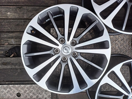 Oryginał felgi 18cali Opel Insignia B Insignia Country Tourer