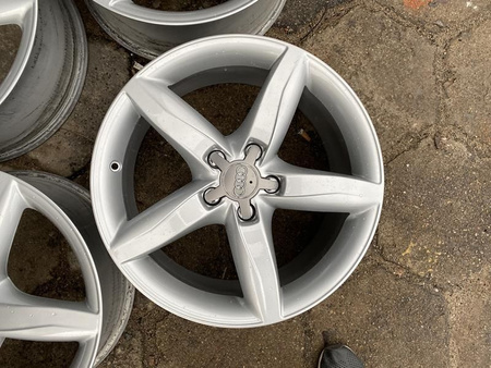 8K0 Oryginał Felgi aluminiowe 18 cali AUDI A3 A4 B8 B9 A6 C6 C7 5x112