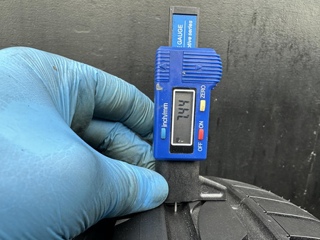 235/40R19 Bridgestone Potenzaa S001 XL para opon lato 7,4mm nr9449