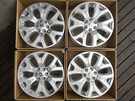 Oryginał felgi 17cali Renault Alaskan 6x114,3 et45
