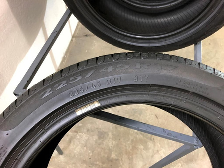 225/45R17 Pirelli P7 Komplet opon opony letnie 7,7mm nr1790