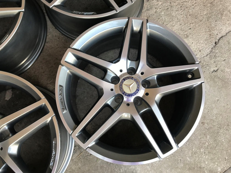 Oryginał felgi 18 cali Mercedes E klasa amg nowy model A212 W211 W212