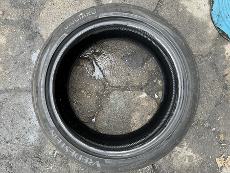 245/40R19 Vredestein Wintrac Xtreme S opona pojedynka zima 4,8mm P967