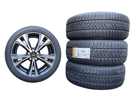 Koła 235/55R18 Kia Sportage R 5x114,3 et35 Pirelli zima nowe