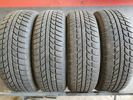 195/65R15 Kingstar Winter SW40 komplet opon zima 6,6mm nr5477