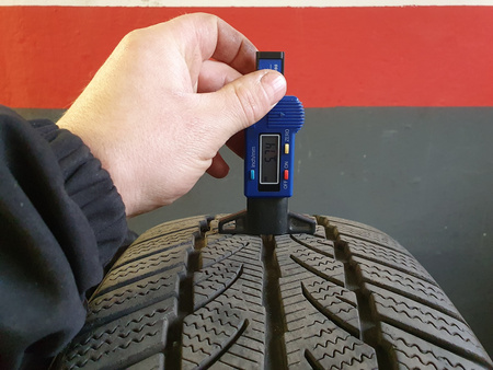 205/55R16 Sportiva Snow Win 2 XL para opon zima 5,7mm nr6883