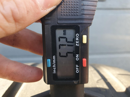 275/35R21 Michelin Pilot Sport 4 XL para opon lato 5,7mm nr2371