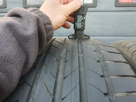 235/55R18 Goodyear EfficientGrip 100Y para lato 6,1mm 8393