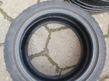 235/45R18 Pirelli Sottozero Winter XL opona pojedynka zima 6,7mm P852