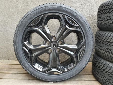 Koła 225/45R19 Honda CR-V 5x114,3 ET40 Nokian zima nowe