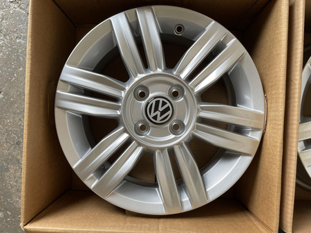 Oryginał felgi 15cali 1S0 Vw Up Cross Up et41 4x100