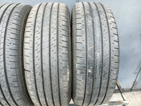 225/60R18 Bridgestone Alenza H/L 33 komplet opon lato 7,8mm nr8979