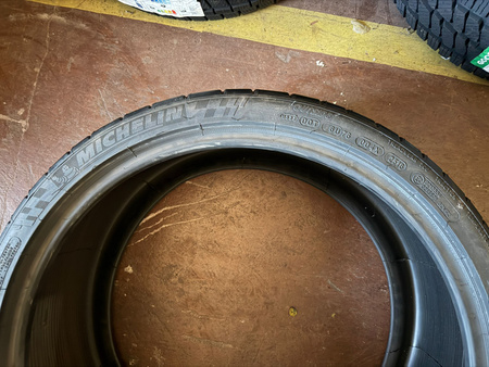 285/30R21 Michelin Pilot Super Sport XL komplet opon lato nr2476