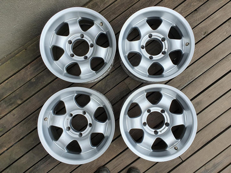 Felgi 16" Dodge Ram Kia Sportage Lada Daihatsu Suzuki 5x139,7