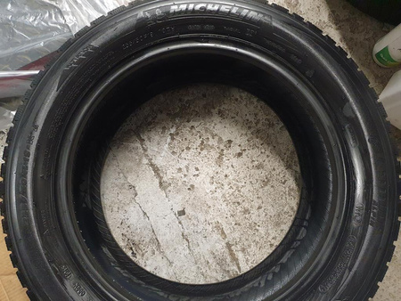 225/50R19 Michelin Latitude Alpin XL para opon zima 7,4mm nr9368