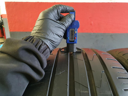 215/50R18 Hankook Ventus Prime 3 para opon lato 5,5mm nr8636