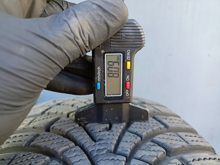 205/55R16 Goodyear UltraGrip 9 komplet opon lato 8mm nr6345