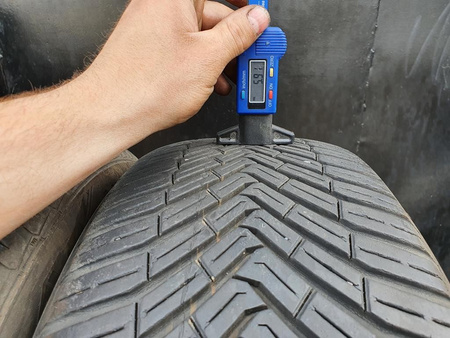205/55R16 Continental AllSeasonContact XL para całoroczne 6,4mm 6627