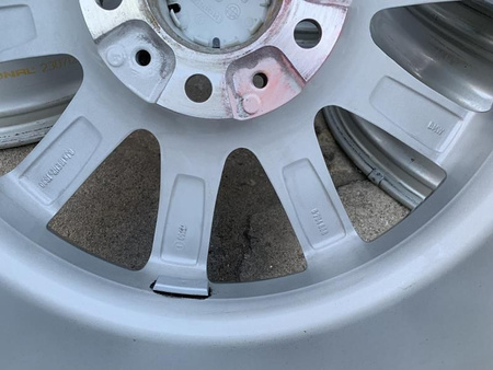 Oryginalne Felgi 5X120 IS30 8X18 BMW 5er F10 F11 3er F30 E90 X1 nr838