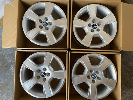 Oryginalne felgi 15cali Opel Combo Peugeot Expert Citroen C8 5x98