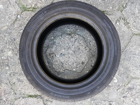 225/50R17 Continental ContiPremiumContact 2 opona lato 6,4mm P714