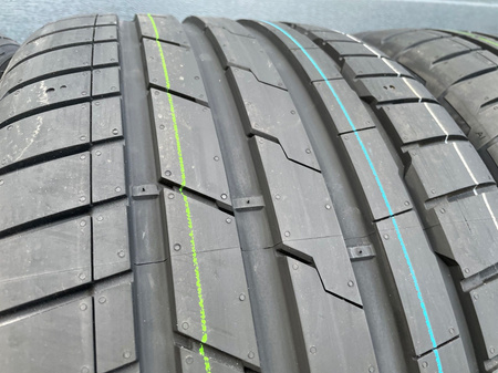 285/30R22 Hankook Ventus S1 evo 3 XL komplet opon lato nowe nr223A