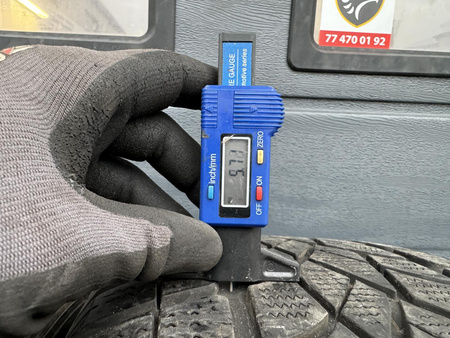 265/50R19 Dunlop SP Winter Sport 3D komplet opon zima 5,7mm nr9512