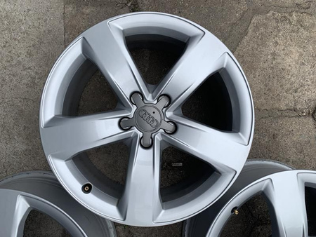 Oryginał Felgi jak nowe 18cali 4G0 AUDI A6 C6 C7 A4 B7 B8