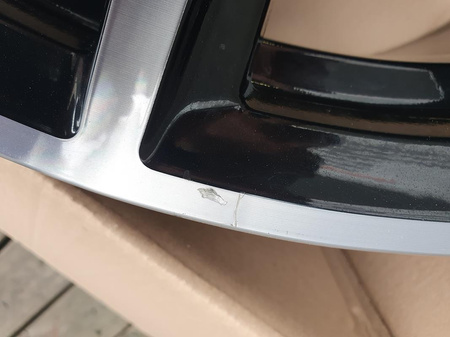 Oryginalna felga 22cale Mercedes GLS GLE AMG A1674017600