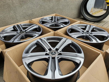 Oryginał felgi 18cali Mercedes GLC GLA CLA E-klasa ET38