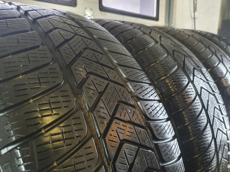 255/50R19 Pirelli Scorpion Winter XL RSC komplet opon zima 5,2mm 9174