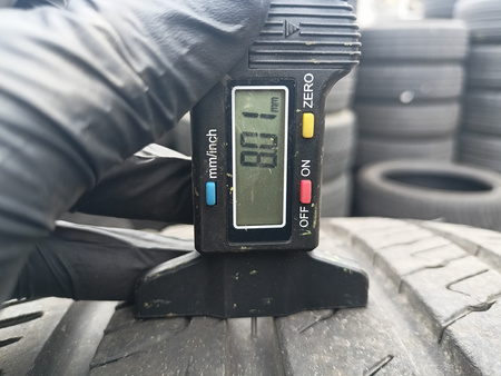 255/35R20 Barum Bravuris 5HM XL para opon lato 8mm nr2454