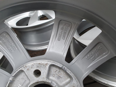 Oryginał felgi 15cali 1ST Skoda Citigo Vw Up 4x100