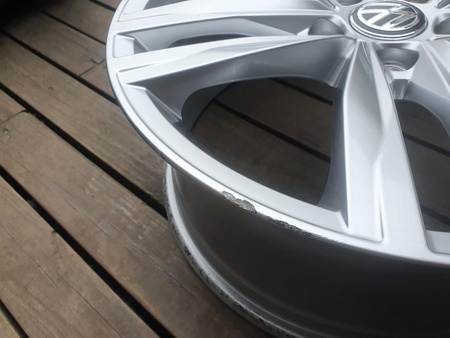 Oryginał felga 18cali 5G0601025G Vw Golf 7 ET51 5x112