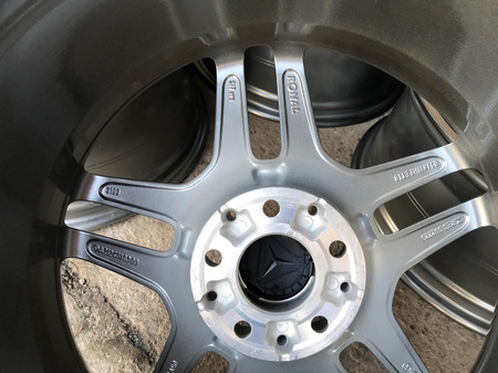 Oryginał felgi 18 cali Mercedes E klasa amg nowy model A212 W211 W212