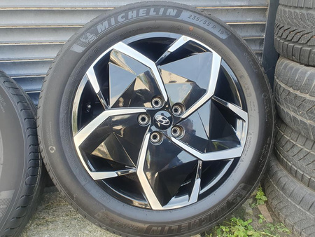 Oryginał koła 235/55R19 Hyundai Ioniq Tuscon Michelin lato 7,0mm