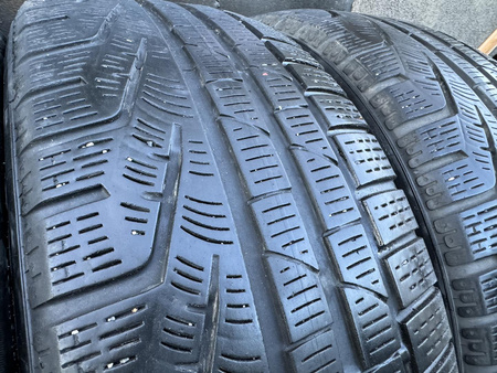 235/55R18 Pirelli Sottozero 2 komplet opon zima 6,5mm nr8808